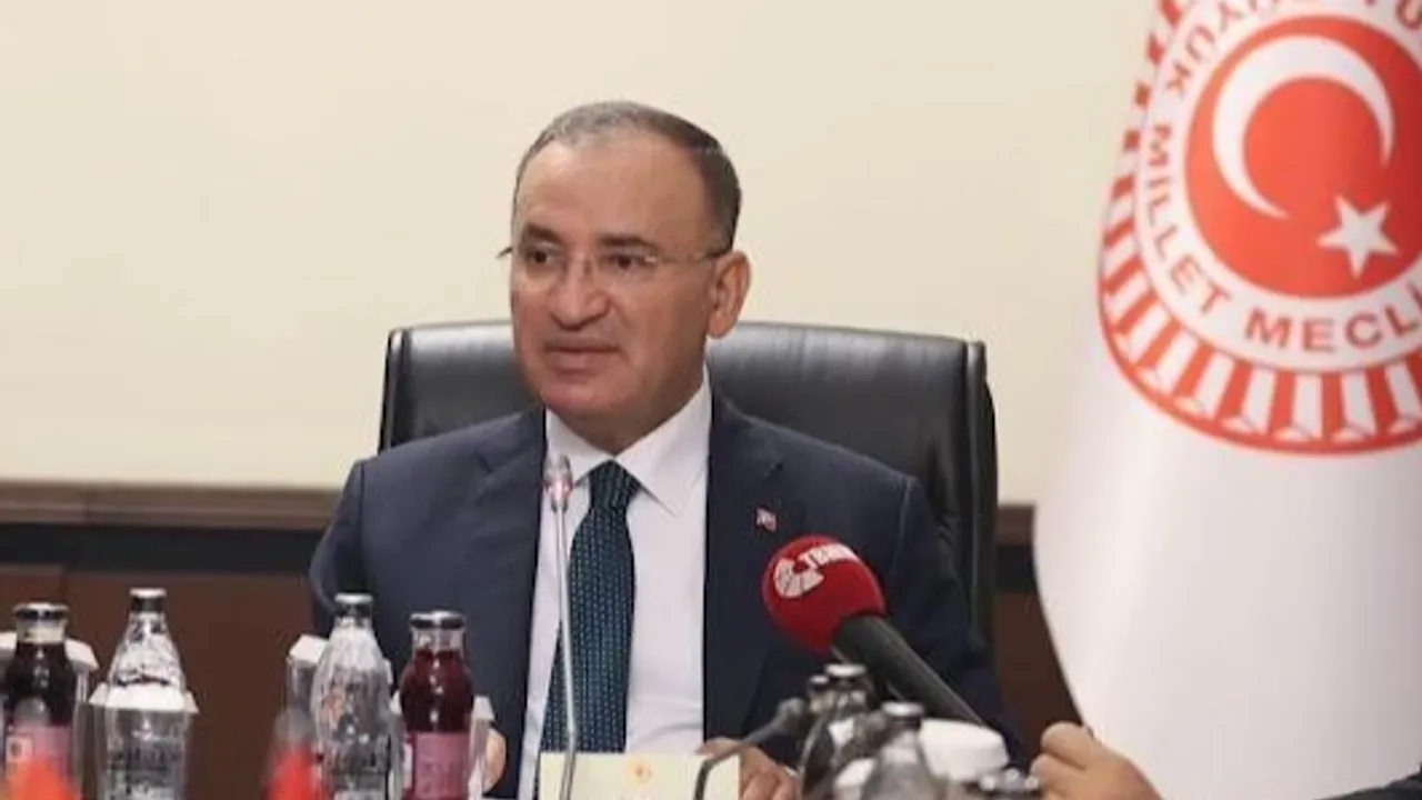 AK Parti'den TBMM'de yeni görev dağılımı... Bozdağ yeniden başkanvekili