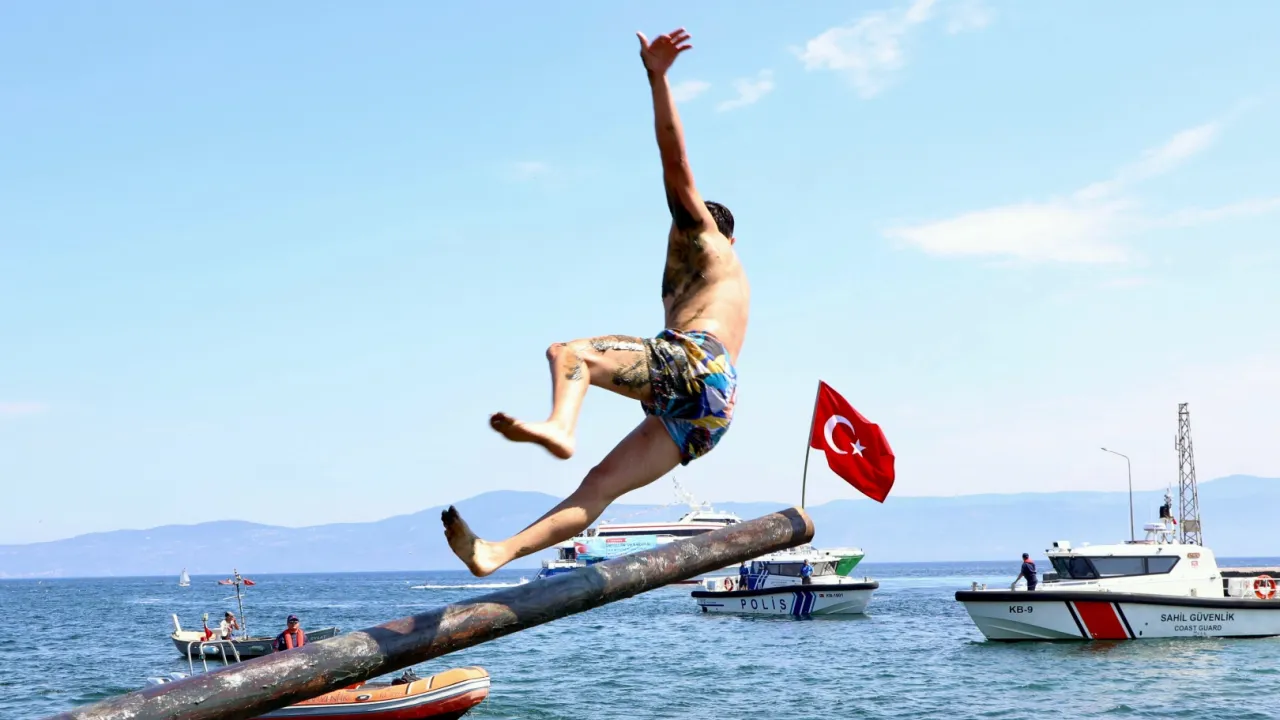 Bursa Mudanya'da kabotaj coşkusu