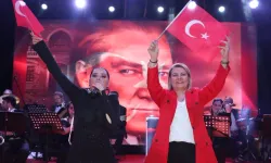 Kapanca Sokak’ta 19 Mayıs coşkusu Reyhan Karaca konseriyle taçlandı