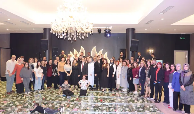 Bursa'da 500 sağlıkçı iftarda buluştu