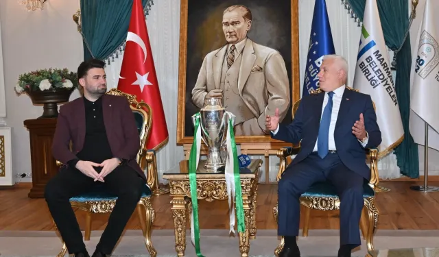 Bursaspor Başkanı Enes Çelik’ten Başkan Bozbey’e teşekkür ziyareti