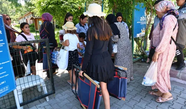 Antalyalılar Kadınlar Plajı’ndan büyük memnuniyet duyuyor