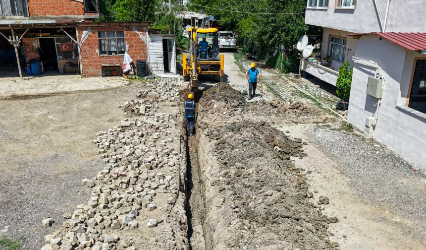 Sakarya Mekece'de 2 bin metrelik içme suyu hattı yenileniyor