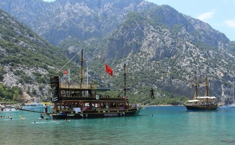 Antalya Adrasanlı teknecilerden şaşırtan talep: Kemer’e bağlanmak istiyoruz