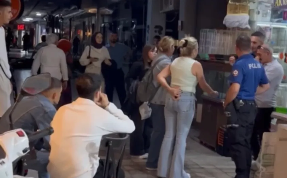 Düzce'de gizli fotoğraf skandalı! Esnaf gözaltına alındı