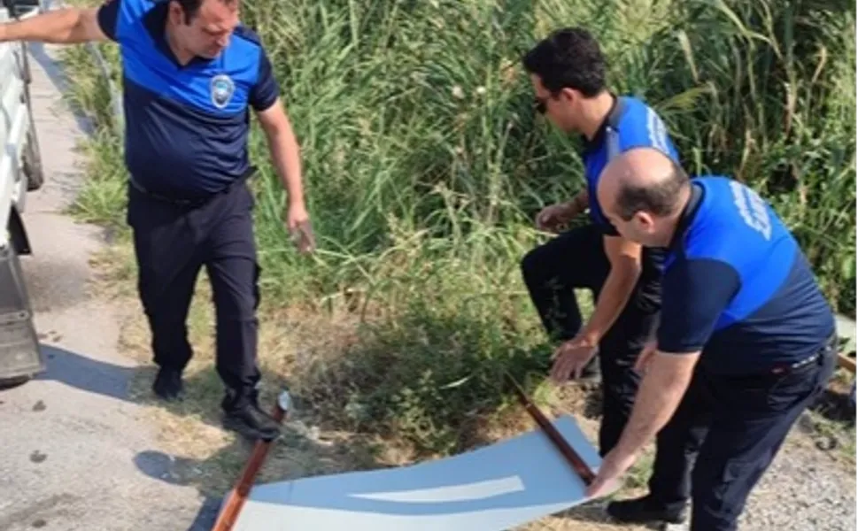 Pamukkale yolunda görüntü kirliliğine geçit yok