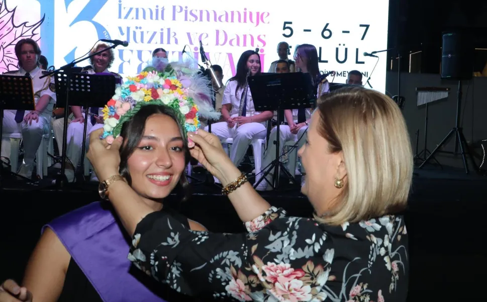 'Pişmaniye Güzeli'nin tacı Fatma Başkan'dan